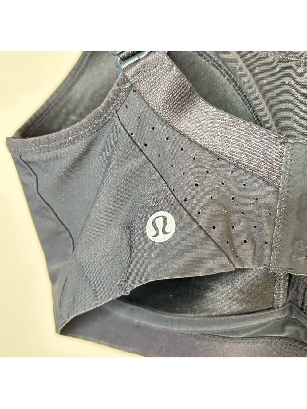 Lululemon Run Times Bra Black 32E High Support - Picture 4 of 6